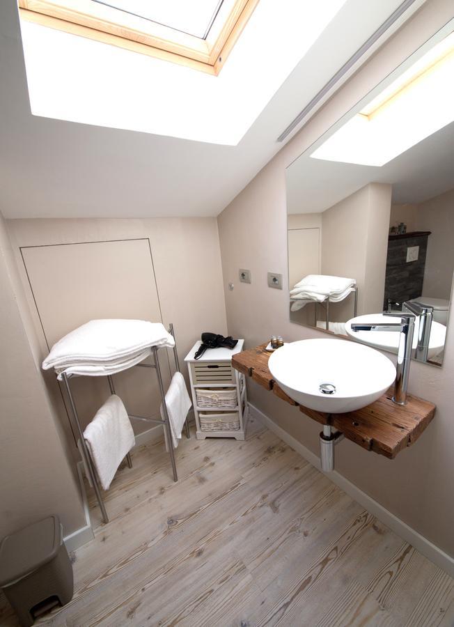 Chez Maguy Apartment Aosta Bagian luar foto